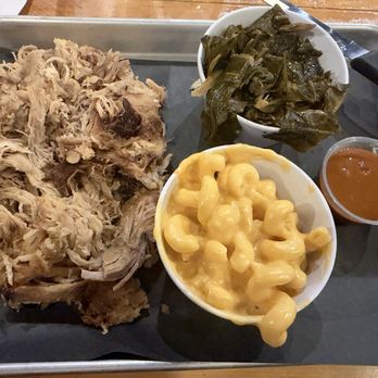 Piedmont Brewery & Kitchen - Pulled pork plate - Breweries Near Me - Macon, Georgia Piedmont Brewery & Kitchen - Pulled pork plate - Breweries Near Me - Macon, Georgia