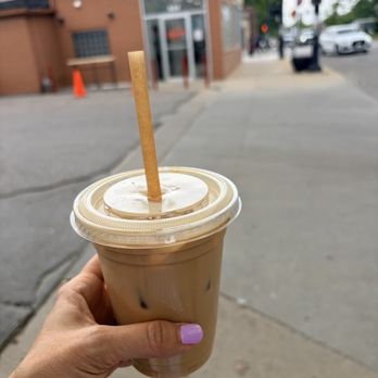 The Slow Down Coffee - Iced sugar free vanilla latte - Coffee & Tea Near Me - Des Moines, Iowa The Slow Down Coffee - Iced sugar free vanilla latte - Coffee & Tea Near Me - Des Moines, Iowa