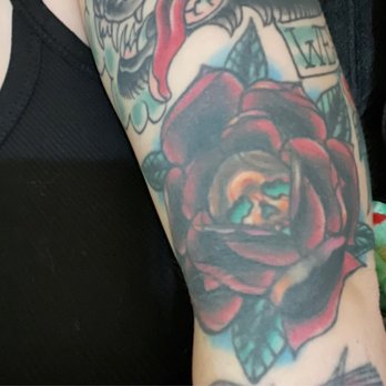 Hard Luck Tattoo - Tattoo Near Me - Lodi, California