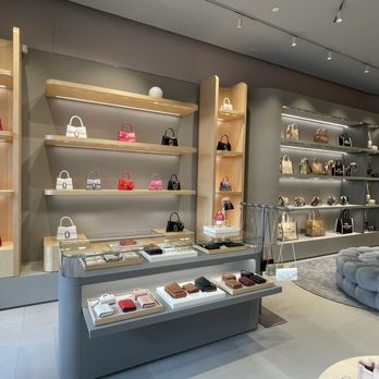 Marc Jacobs - whole wall of bags - Jewelry Near Me - Honolulu, Hawaii Marc Jacobs - whole wall of bags - Jewelry Near Me - Honolulu, Hawaii