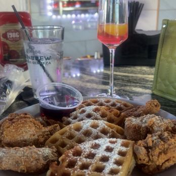 Congregate Kitchen & Lounge - Chicken & Waffles, pink 75 - Breakfast & Brunch Near Me - Houston, Texas