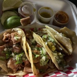 Fritangas La Prietunga - 4tacos de tripa so nice so crisp!