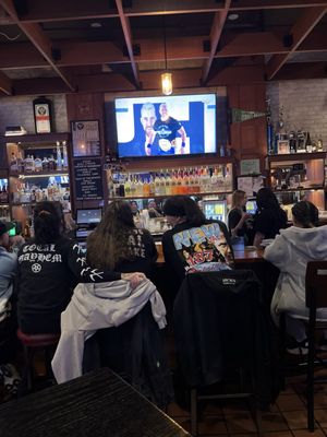 Pete's Pub by null