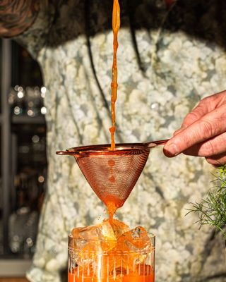 Folia Bar & Kitchen by null