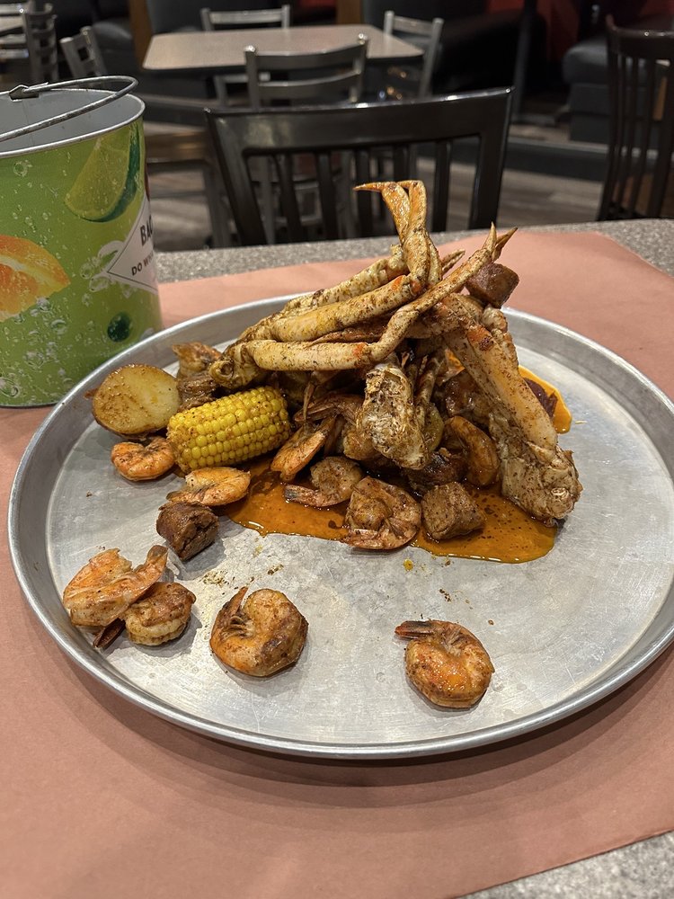 BOURBON STREET 34 Photos & 36 Reviews 801 R St, Lincoln, NE Menu