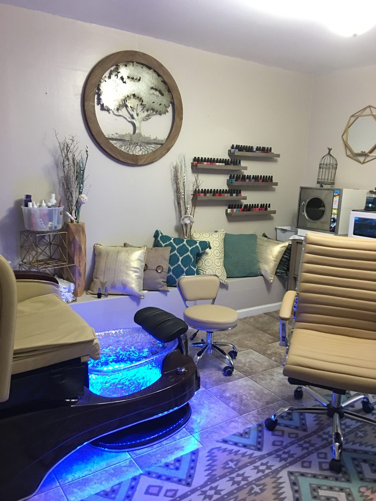 NAILS BY CARISSA Updated August 2024 Springfield, Illinois Nail