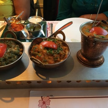 Bombay Palace - Indian Near Me - Den Haag, ZH