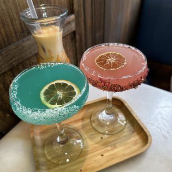 Top Thai - Thai Iced Tea The Ocean Rose Margarita - Thai Near Me - New York, New York