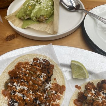 Pilsen Yards - Tacos Near Me - Chicago, Illinois