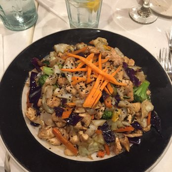 Cafe Metro - Vegetable stir fry with chicken - Vegetarian Near Me - Denville, New Jersey Cafe Metro - Vegetable stir fry with chicken - Vegetarian Near Me - Denville, New Jersey