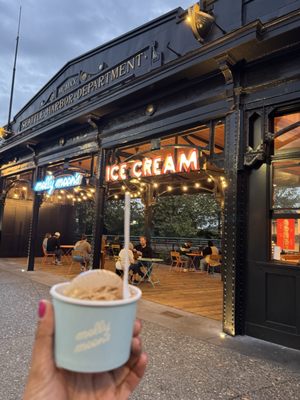 Molly Moon's Homemade Ice Cream Waterfront by null