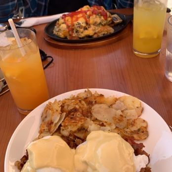 Cafe M - Eggs Blackstone - Breakfast & Brunch Near Me - Berkeley, California Cafe M - Eggs Blackstone - Breakfast & Brunch Near Me - Berkeley, California