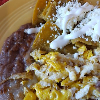 Mi Ranchito - Chilaquiles verdes with scrambled eggs, rice, beans - muy sabrosos! - Seafood Near Me - Las Vegas, Nevada Mi Ranchito - Chilaquiles verdes with scrambled eggs, rice, beans - muy sabrosos! - Seafood Near Me - Las Vegas, Nevada