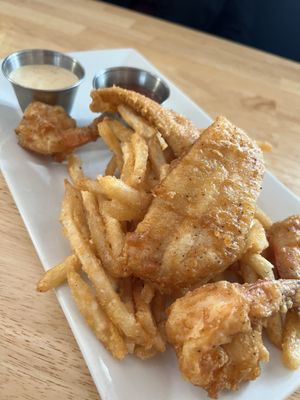 Seaworthy Kitchen and Bar by null