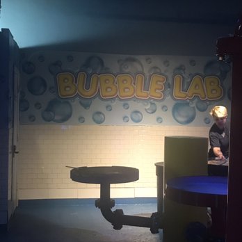 WonderWorks - Bubble station - Amusement Parks Near Me - Orlando, Florida WonderWorks - Bubble station - Amusement Parks Near Me - Orlando, Florida