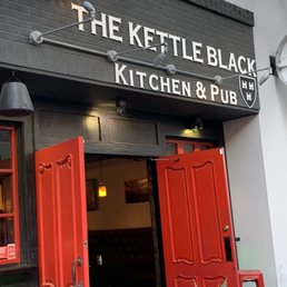 THE KETTLE BLACK KITCHEN & PUB - Updated May 2025 - 1210 Photos & 1469 ...