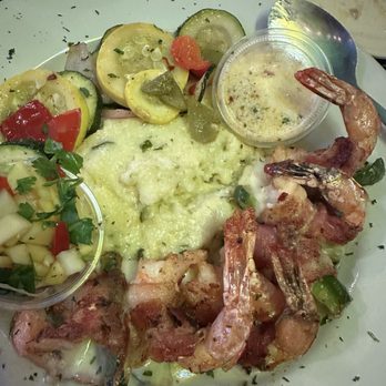 Tia Juanita Fish Camp - Cajun/Creole Near Me - Winnie, Texas