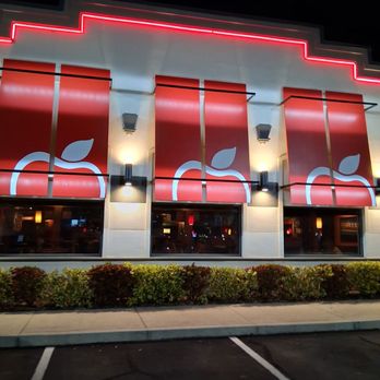 Applebee's Grill + Bar - Sports Bars Near Me - Sarasota, Florida Applebee's Grill + Bar - Sports Bars Near Me - Sarasota, Florida