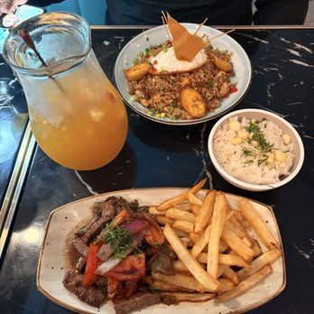 L’Punto - Peruvian Near Me - Moonachie, New Jersey