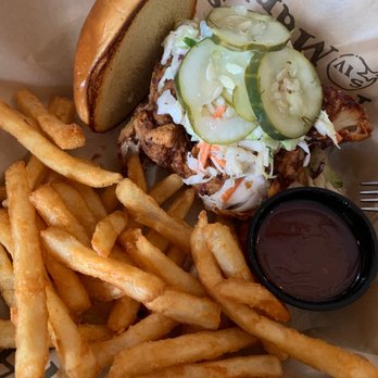 The Block Food & Drink - St. Louis Park - Chicken sandwich - New American Near Me - Saint Louis Park, Minnesota The Block Food & Drink - St. Louis Park - Chicken sandwich - New American Near Me - Saint Louis Park, Minnesota