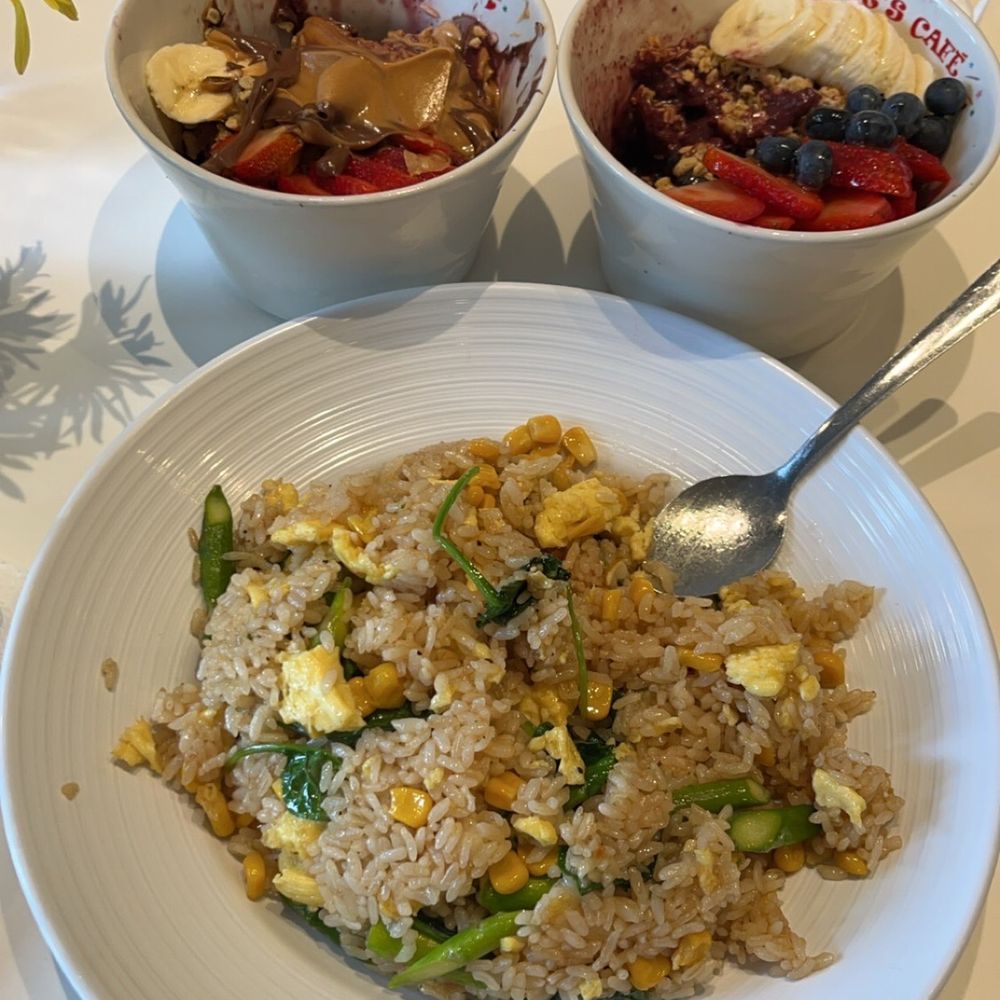 Bogart's Cafe - Breakfast & Brunch Near Me - Honolulu, Hawaii Bogart's Cafe - Breakfast & Brunch Near Me - Honolulu, Hawaii