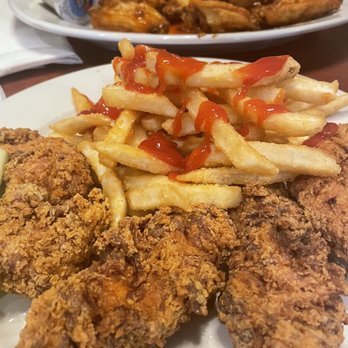 Anchor Bar - Anchor Bar Chicken Tenders - Chicken Wings Near Me - Niagara Falls, New York
