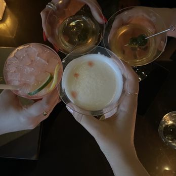 Stories on High - Martinis, pink rabbits mocktail, and pachuca sunrise cocktail - Cocktail Bars Near Me - Columbus, Ohio Stories on High - Martinis, pink rabbits mocktail, and pachuca sunrise cocktail - Cocktail Bars Near Me - Columbus, Ohio