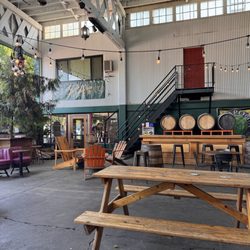 Calapooia Brewing Company - Atrium