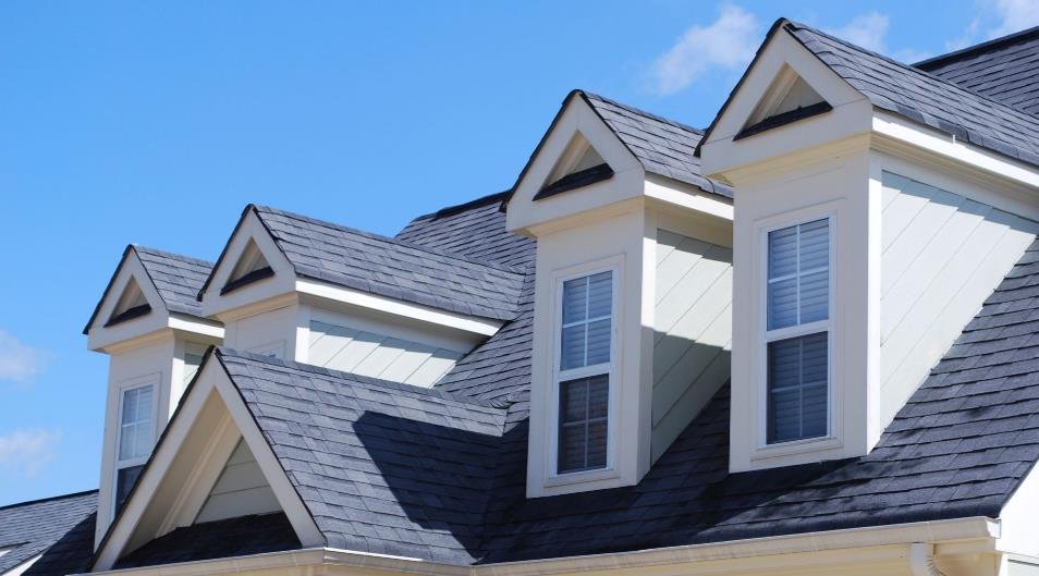 Slide of Saunders Roofing