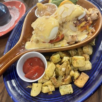 Le Peep - Southern Benedict - Breakfast & Brunch Near Me - Houston, Texas
