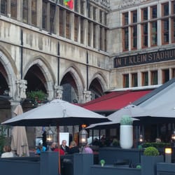In 't Klein Stadhuis - Storefront for In 't Klein Stadhuis
