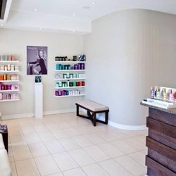 Tresses Salon & Spa