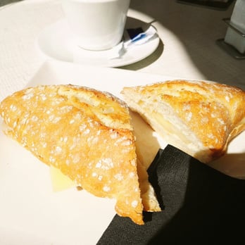 Sol y Mar - Un desayuno maravilloso, con playa y sol - Tapas/Small Plates Near Me - Fuengirola, Massachusetts
