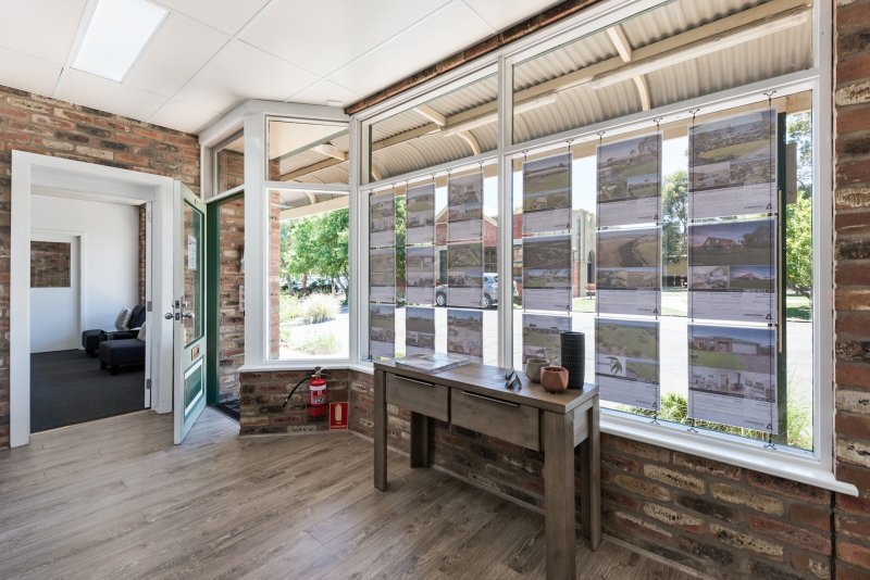 ANDREWS & CO ESTATE AGENTS 1/14 High St, Bannockburn Victoria, Australia Yelp