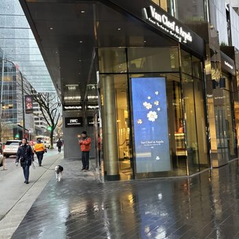 Van Cleef & Arpels - Jewelry Near Me - Vancouver, British Columbia Van Cleef & Arpels - Jewelry Near Me - Vancouver, British Columbia