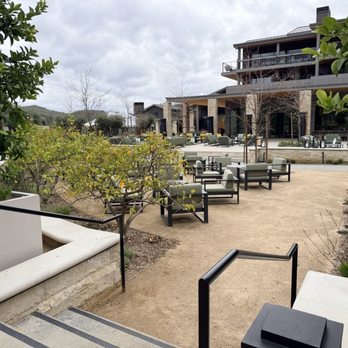 The Ruse Healdsburg - Patio area with lovely fireplace and view - Hotels Near Me - Healdsburg, California The Ruse Healdsburg - Patio area with lovely fireplace and view - Hotels Near Me - Healdsburg, California
