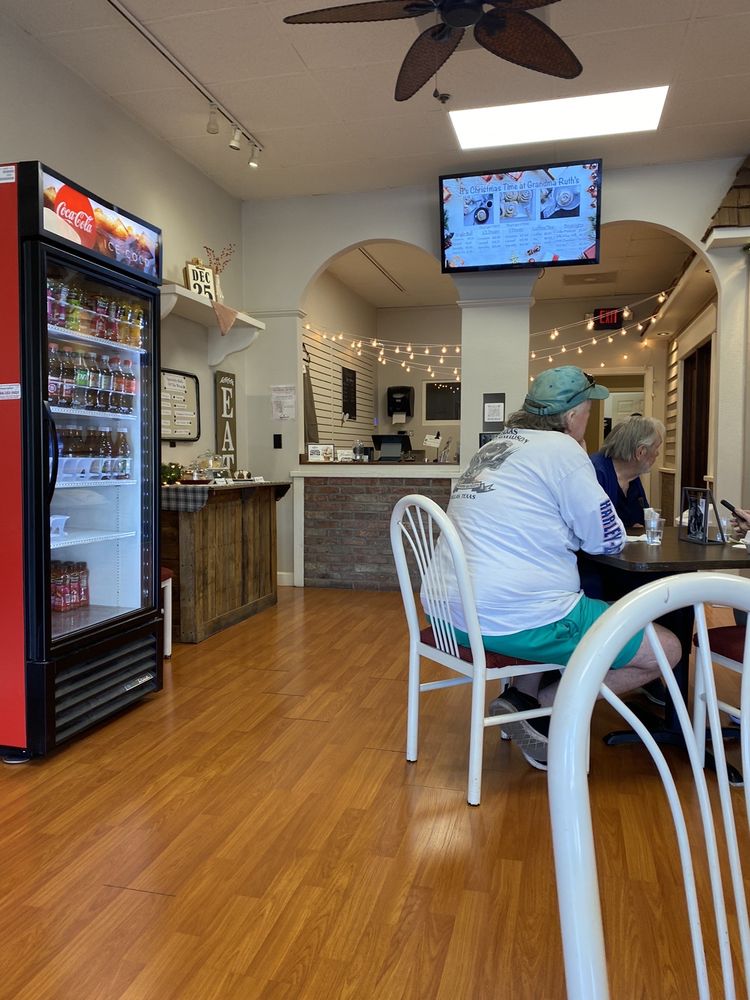 Food from Grandma Ruth's Cinnamon Rolls