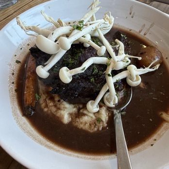 Brigitte Bistro - Beef bourguignon - soooo dreamy! - French Near Me - Petaluma, California Brigitte Bistro - Beef bourguignon - soooo dreamy! - French Near Me - Petaluma, California