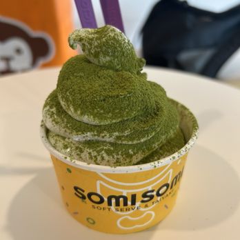 Somisomi - Milk & Strawberry w. Matcha Powder - Desserts Near Me - Houston, Texas Somisomi - Milk & Strawberry w. Matcha Powder - Desserts Near Me - Houston, Texas