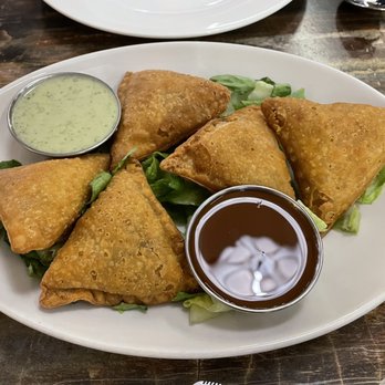 Masala Authentic Indian Cuisine - Vegetarian Samosas - Indian Near Me - Banff, Alberta Masala Authentic Indian Cuisine - Vegetarian Samosas - Indian Near Me - Banff, Alberta