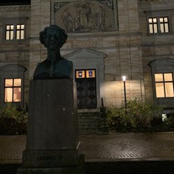 Richard-Wagner-Museum - ... abendliche Stimmung ...