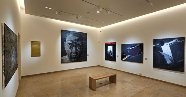 Entrée du Musée des Beaux-Arts by null