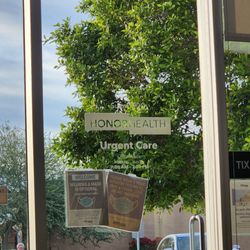 HonorHealth Urgent Care - West Bell Road - Entrance.