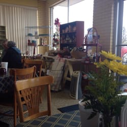 Mj's Restaurant & Catering To Go - Miniature gift shop