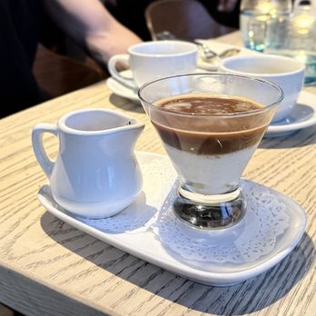 Pasta Moon - Affogato, decaffeinated coffee - Italian Near Me - Half Moon Bay, California