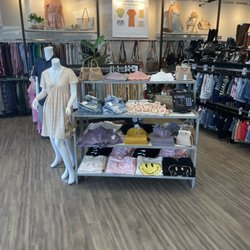 Uptown Cheapskate - Kentwood - New and used Mens and Women's recent styles, at a fraction of mall prices!