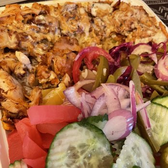 Shawarma Moose - Large chicken plate - Middle Eastern Near Me - Toronto, Ontario