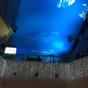 The Sky Bar - View from a few levels down - Restaurants Near Me - Hong Kong, HK
