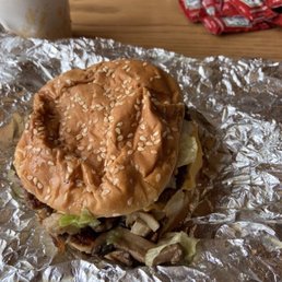 Yummy Cheeseburger