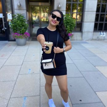 DUA DC Coffee - Iced latte - Coffee & Tea Near Me - Washington, DC, District of Columbia
